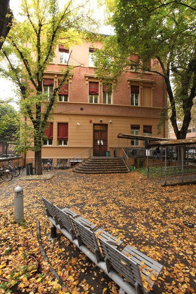Edificio in Mura Anteo Zamboni 2B, Bologna, dove si svolgono le lezioni e le attività di laboratorio dei Corsi di Laurea e di Laurea Magistrale nel settore informatico.
