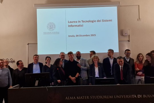 A Imola i primi laureati in Tecnologie dei sistemi informatici